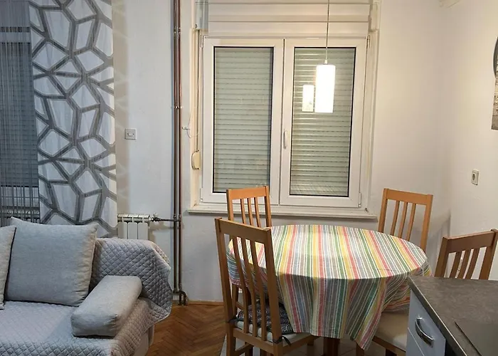 Deni * Crikvenica