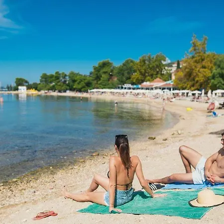 Deni * Crikvenica