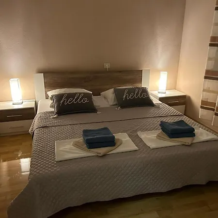 Deni * Crikvenica